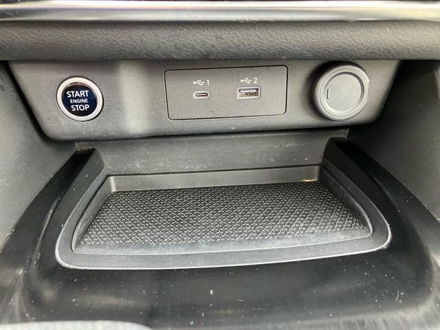 Photo of 2022 White Nissan Rogue