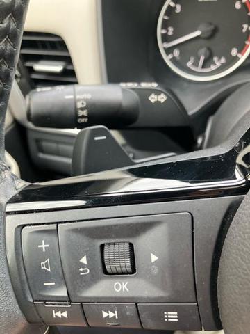 Photo of 2022 White Nissan Rogue