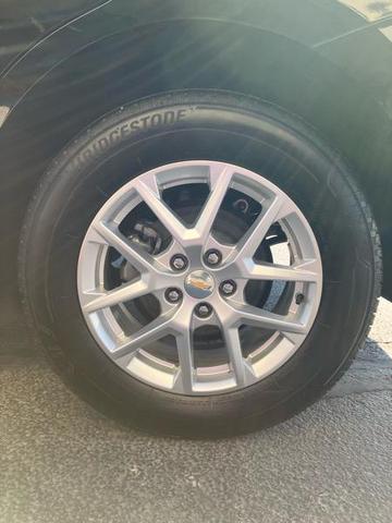 Photo of 2023 Black Chevrolet Equinox