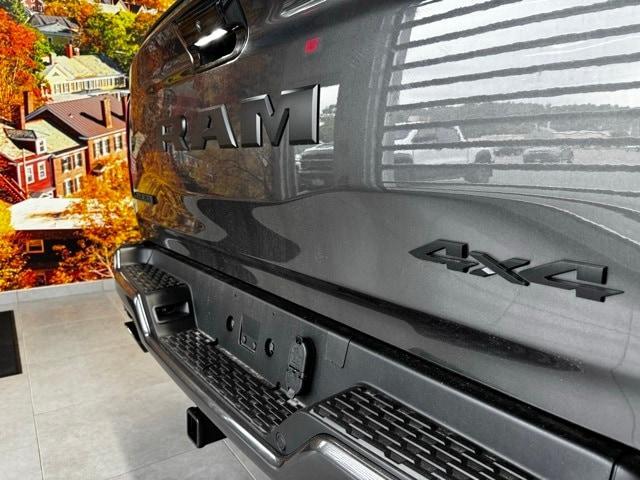 Photo of 2025 Granite Crystal Clearcoat Metallic RAM 1500