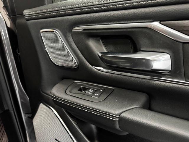 Photo of 2025 Granite Crystal Clearcoat Metallic RAM 1500