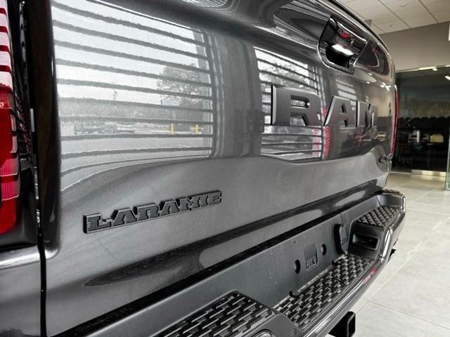 Photo of 2025 Granite Crystal Clearcoat Metallic RAM 1500