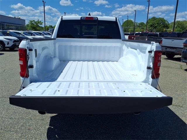 Photo of 2025 Bright White Clearcoat RAM 1500