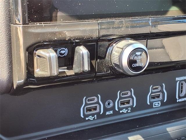 Photo of 2025 Bright White Clearcoat RAM 1500