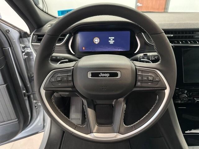 Photo of 2024 Silver Zynith Jeep Grand Cherokee