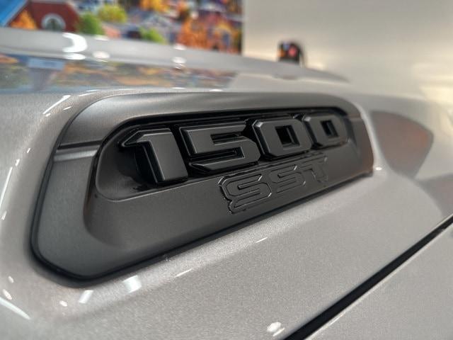 Photo of 2025 Billet Silver Metallic Clearcoat RAM 1500
