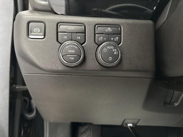 Photo of 2025 Black Chevrolet Silverado 1500