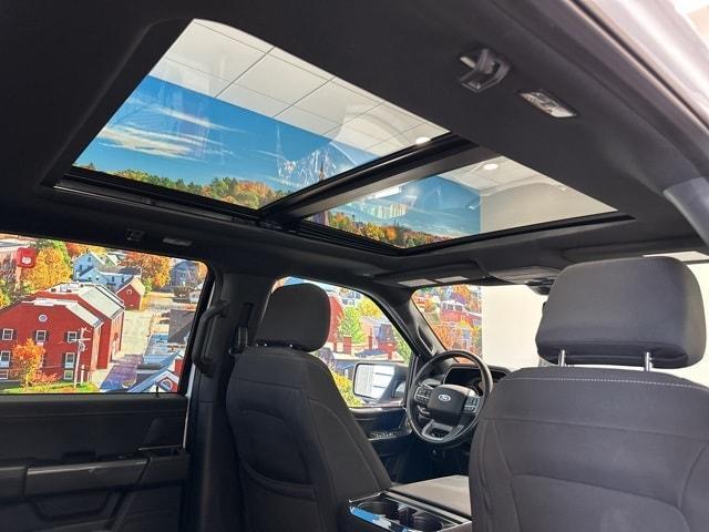 Photo of 2023 Oxford White Ford F-150
