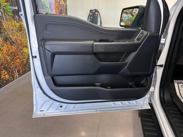 Photo of 2023 Oxford White Ford F-150