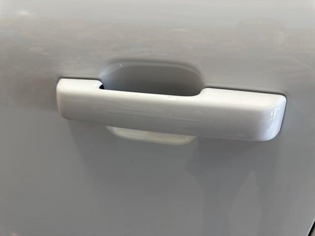 Photo of 2023 Oxford White Ford F-150