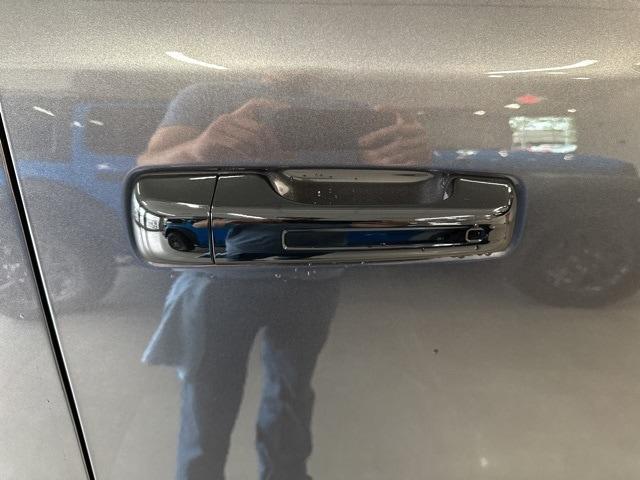 Photo of 2026 Granite Crystal Clearcoat Metallic RAM 1500