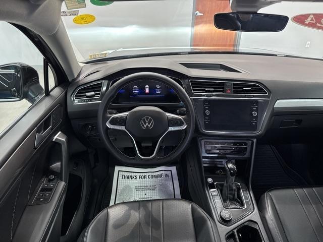Photo of 2024 Deep Black Pearl Effect Volkswagen Tiguan