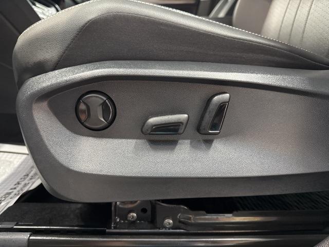 Photo of 2024 Deep Black Pearl Effect Volkswagen Tiguan