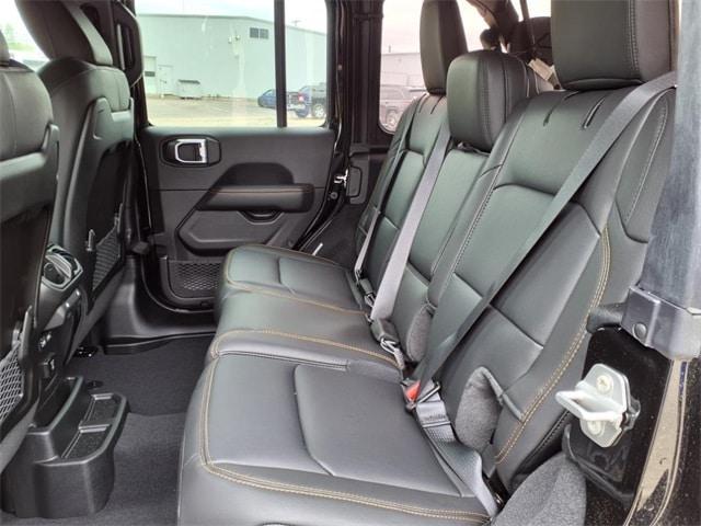 Photo of 2025 Black Clearcoat Jeep Wrangler