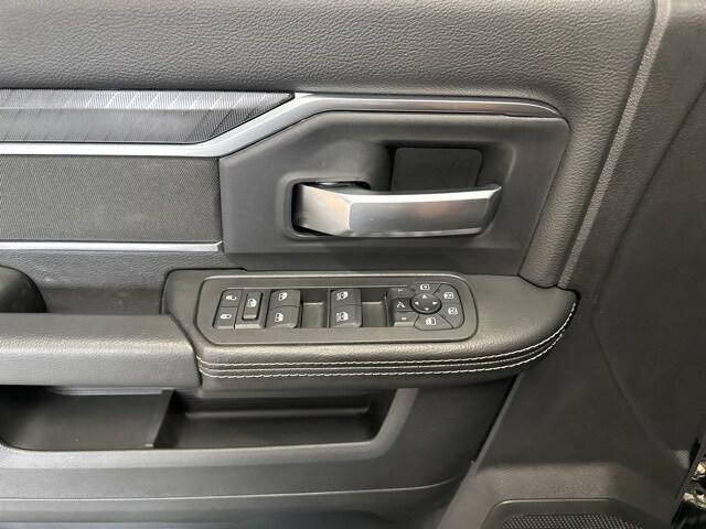 Photo of 2025 Diamond Black RAM 2500