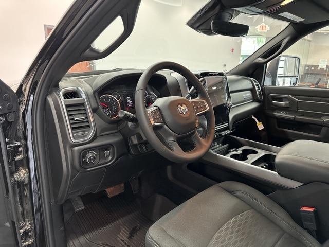 Photo of 2025 Diamond Black RAM 2500
