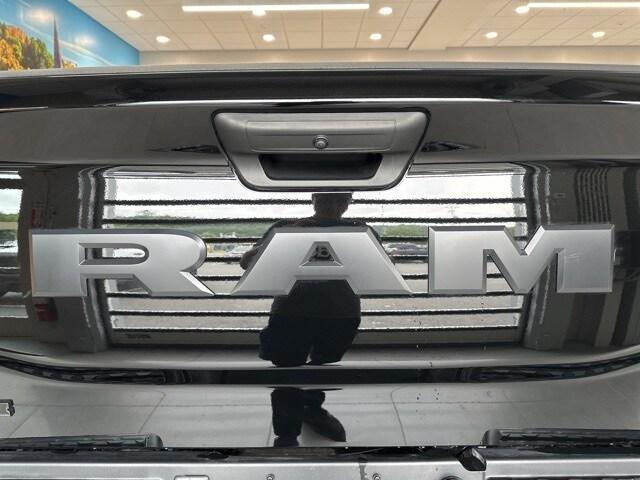Photo of 2025 Diamond Black RAM 2500