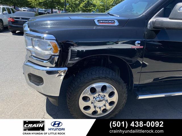 Photo of 2024 Diamond Black Crystal Pearlcoat RAM 3500