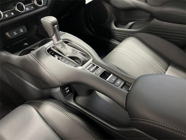 Photo of 2026 Urban Gray Pearl Honda HR-V