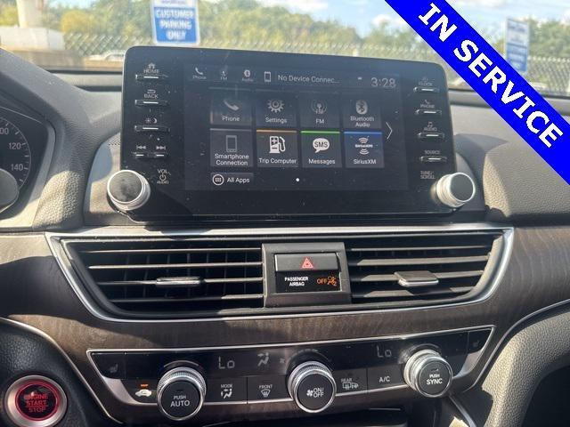 Photo of 2019 Platinum White Pearl Honda Accord