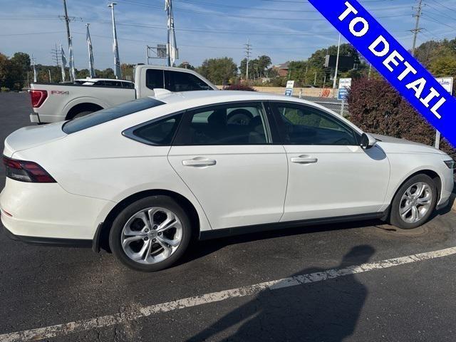 Photo of 2023 Platinum White Pearl Honda Accord