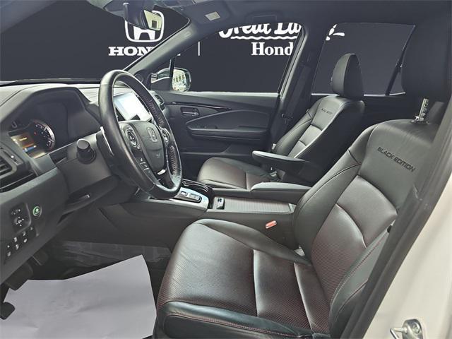 Photo of 2021 Platinum White Pearl Honda Ridgeline