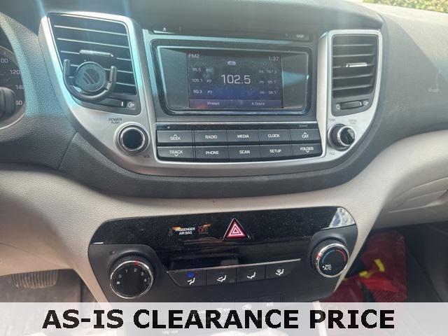Photo of 2017 Black Noir Pearl Hyundai TUCSON