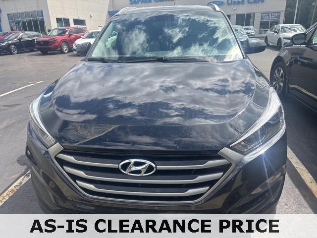 Photo of 2017 Black Noir Pearl Hyundai TUCSON