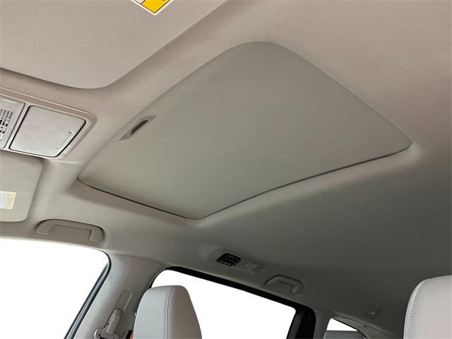 Photo of 2025 Radiant Red Metallic II Honda Odyssey