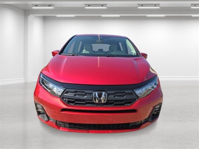 Photo of 2025 Radiant Red Metallic II Honda Odyssey