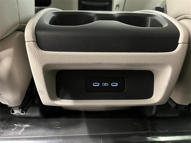 Photo of 2025 Radiant Red Metallic II Honda Odyssey