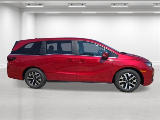 Photo of 2025 Radiant Red Metallic II Honda Odyssey