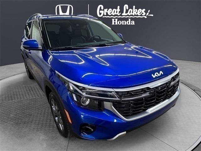 Photo of 2024 Neptune Blue Kia Seltos
