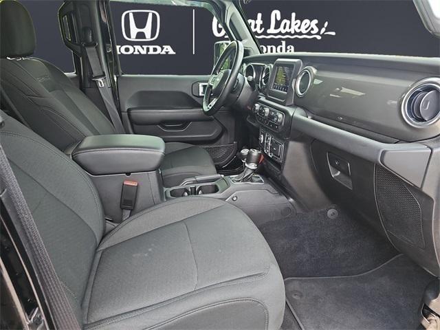 Photo of 2021 Black Clearcoat Jeep Wrangler Unlimited