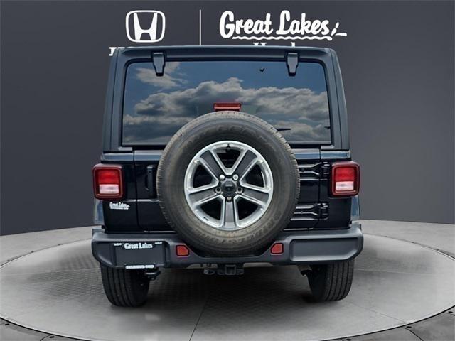 Photo of 2021 Black Clearcoat Jeep Wrangler Unlimited