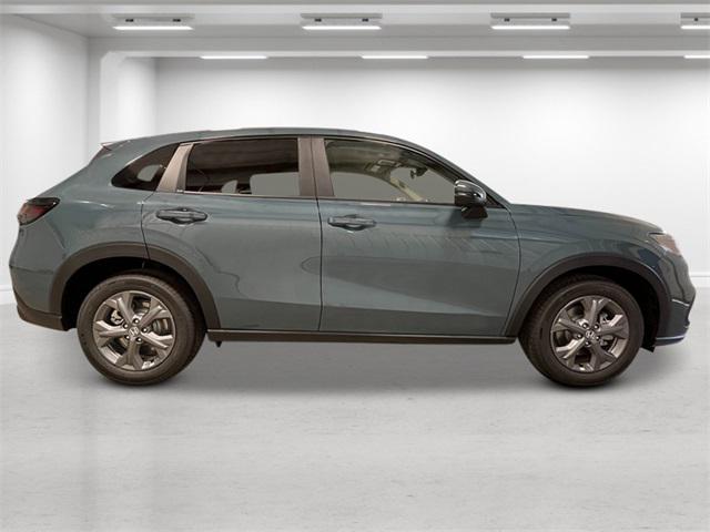 Photo of 2026 Nordic Forest Pearl Honda HR-V