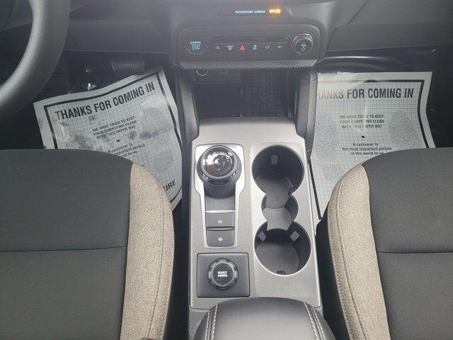 Photo of 2025 Oxford White Ford Bronco Sport