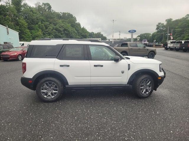 Photo of 2025 Oxford White Ford Bronco Sport