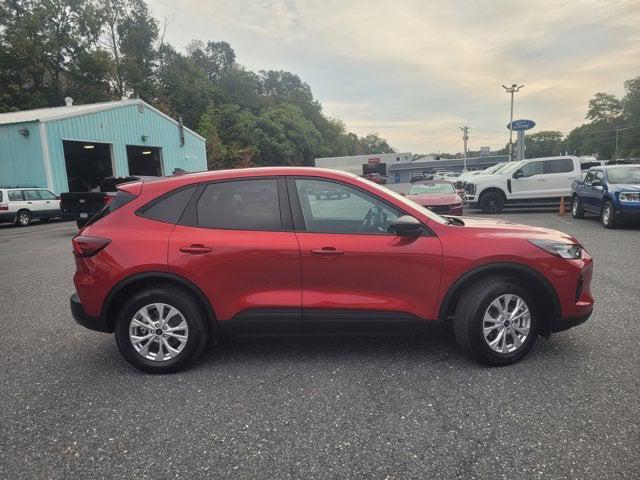 Photo of 2025 Rapid Red Metallic Tinted Clearcoat Ford Escape