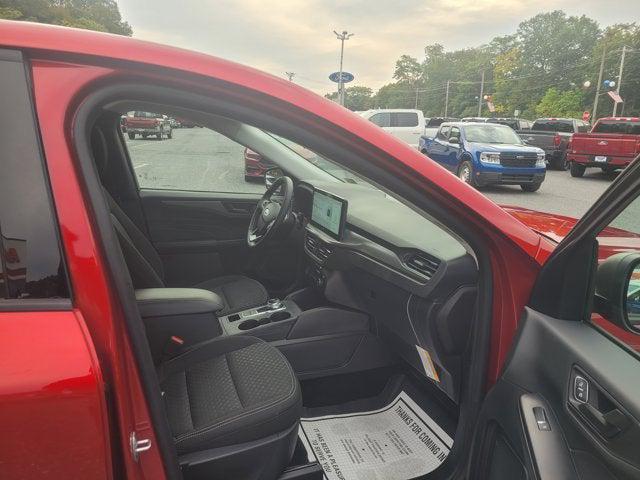 Photo of 2025 Rapid Red Metallic Tinted Clearcoat Ford Escape