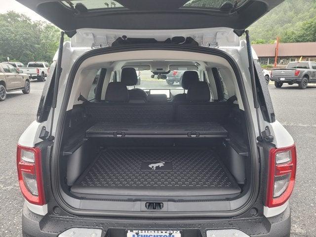 Photo of 2025 Oxford White Ford Bronco Sport