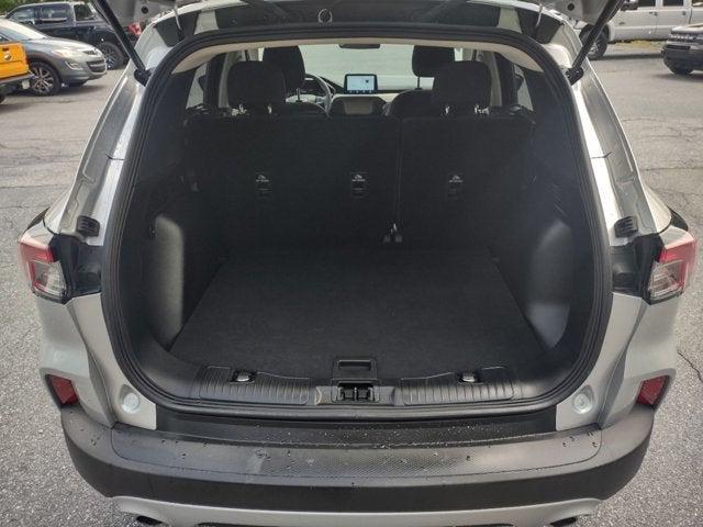 Photo of 2020 Ingot Silver Metallic Ford Escape