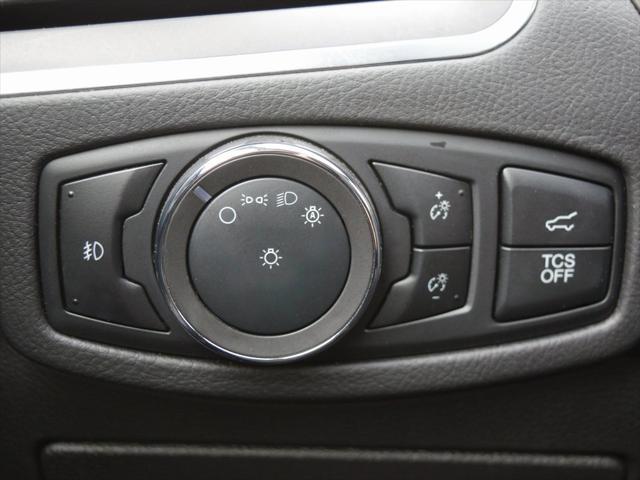 Photo of 2024 Silver Metallic Ford Edge