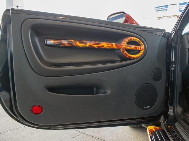 Photo of 2004 Smokin Asphalt Chevrolet SSR