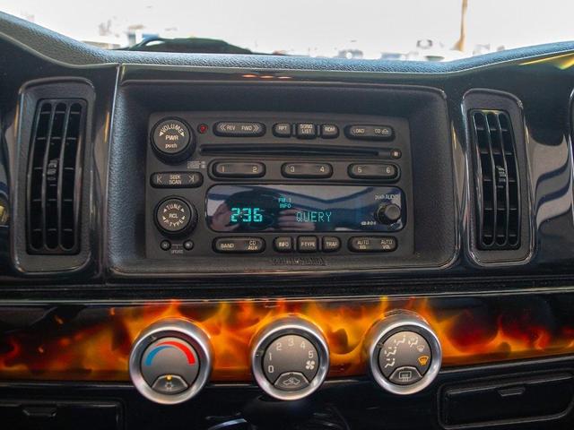 Photo of 2004 Smokin Asphalt Chevrolet SSR
