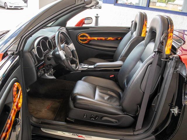 Photo of 2004 Smokin Asphalt Chevrolet SSR