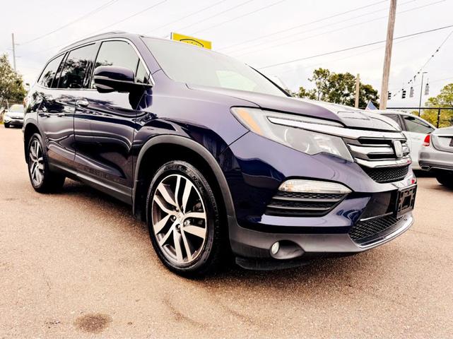 Photo of 2016 BLUE Honda Pilot