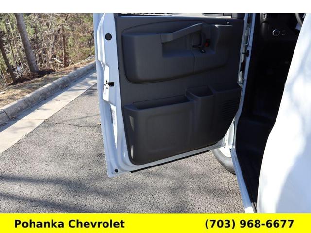 Photo of 2025 Summit White Chevrolet Express 2500