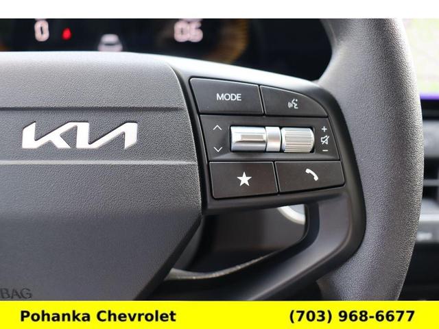 Photo of 2025 Aurora Black Pearl Kia K4