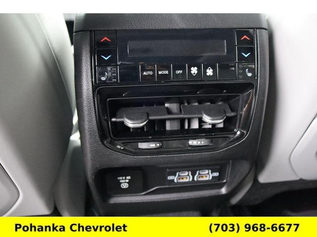 Photo of 2021 Diamond Black Jeep Grand Cherokee L